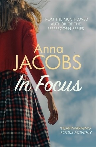 Focus moving story - in, of